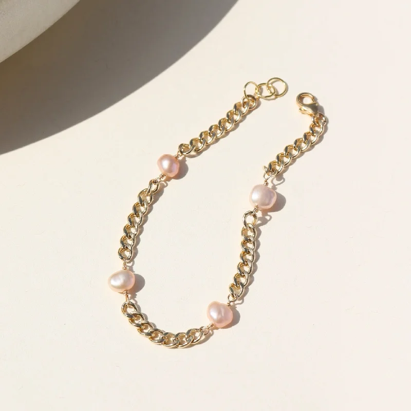 Rosalie Pearl Bracelet