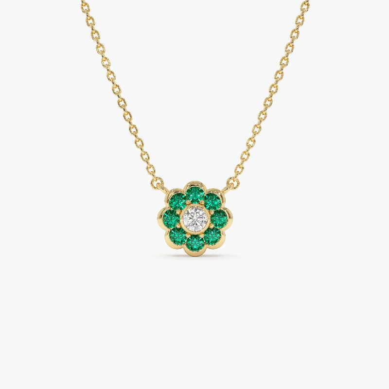 14K Bezel Setting Emerald Flower Diamond Necklace